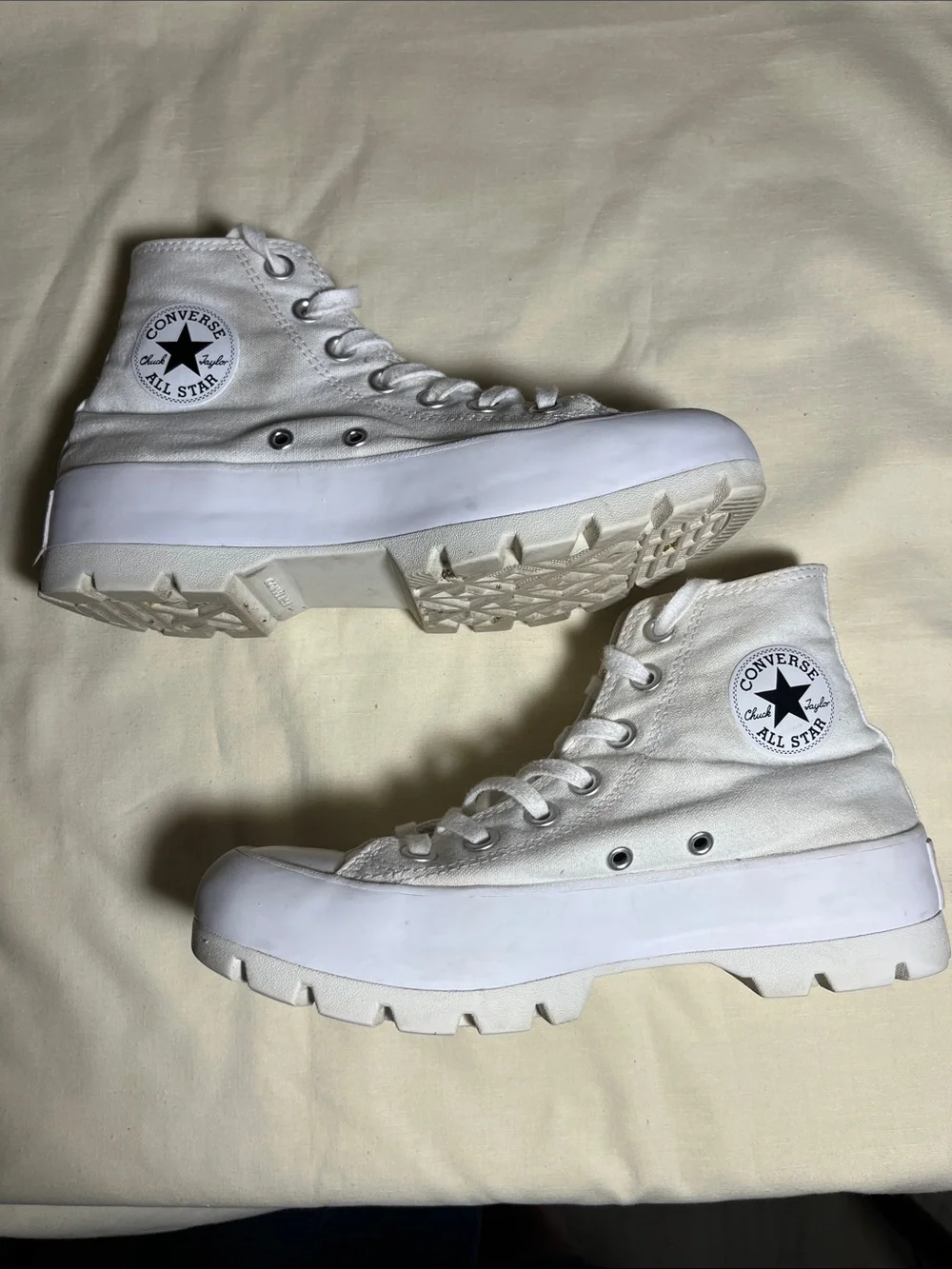 Converse All Star Chuck Taylor White High-Top Canvas Sneakers with Lug Sole